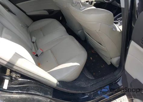 2017 Acura Ilx Acurawatch Plus Package из США, поврежденный, VIN 19UDE2F32HA016563